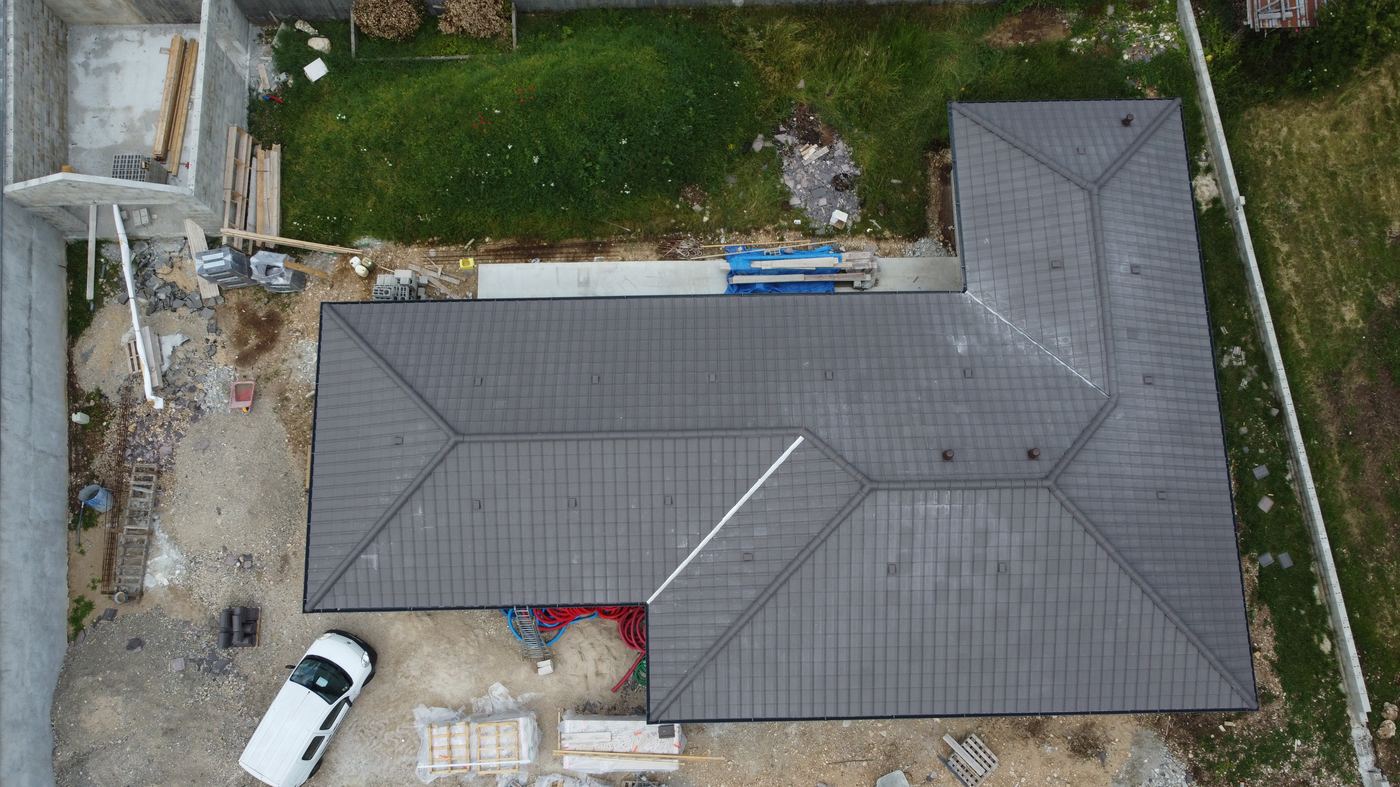 Toiture terminée, vue drone